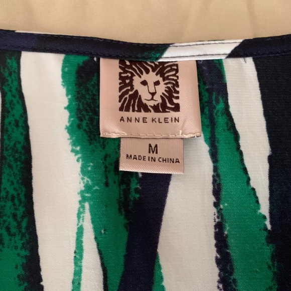 ✨3 for $25✨ Anne Klein top - Picture 3 of 11